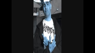 Black Dude singing while he fucks the shit out of his gf