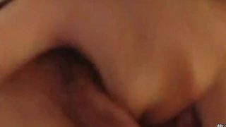 某高校里女学生的骚逼自慰视频