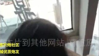 中文 广州刚认训伯水嫩漂亮的大二美女 大奶肉臀骚货 内射吃精